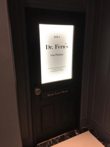 Dr Fern_s HK Entrance